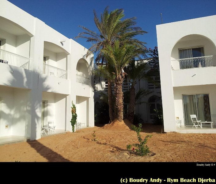 Boudry Andy - Rym Beach Djerba - Tunisie -028.jpg
